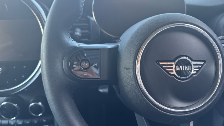 MINI Hatchback 1.5 Cooper Classic II 5dr Auto Petrol Hatchback